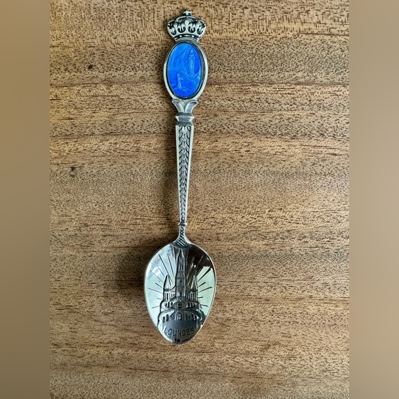 Vintage Collectible Lourdes A.Augis Blue Enamel The Virgin Mary Crown Spoon - Picture 1 of 7